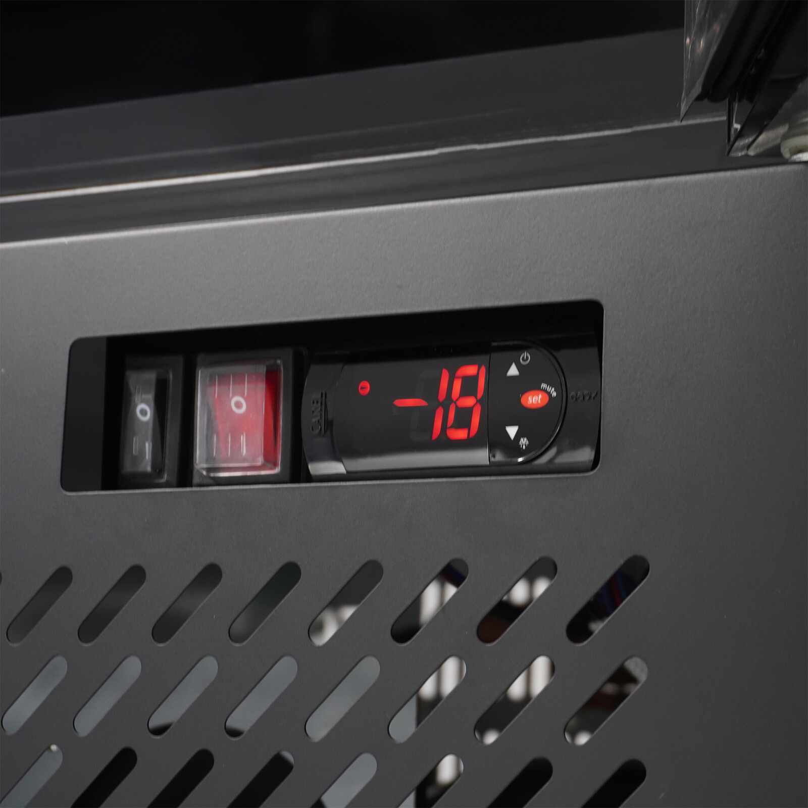 Combisteel Glass Door Freezer NAP-250F, 208L, -22°C Display 6