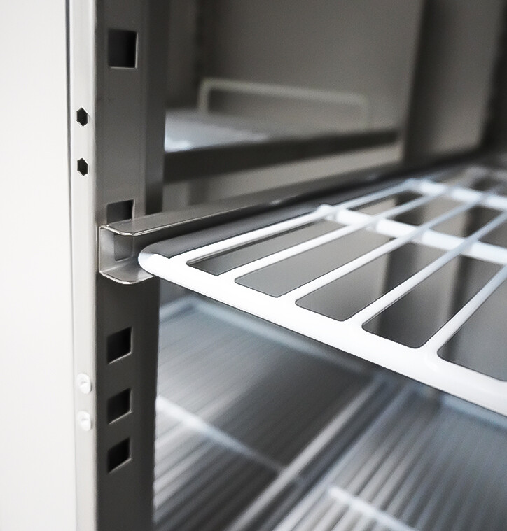 Combisteel Refrigerated Counter 4 Doors Energy Line, 393L, Digital 3