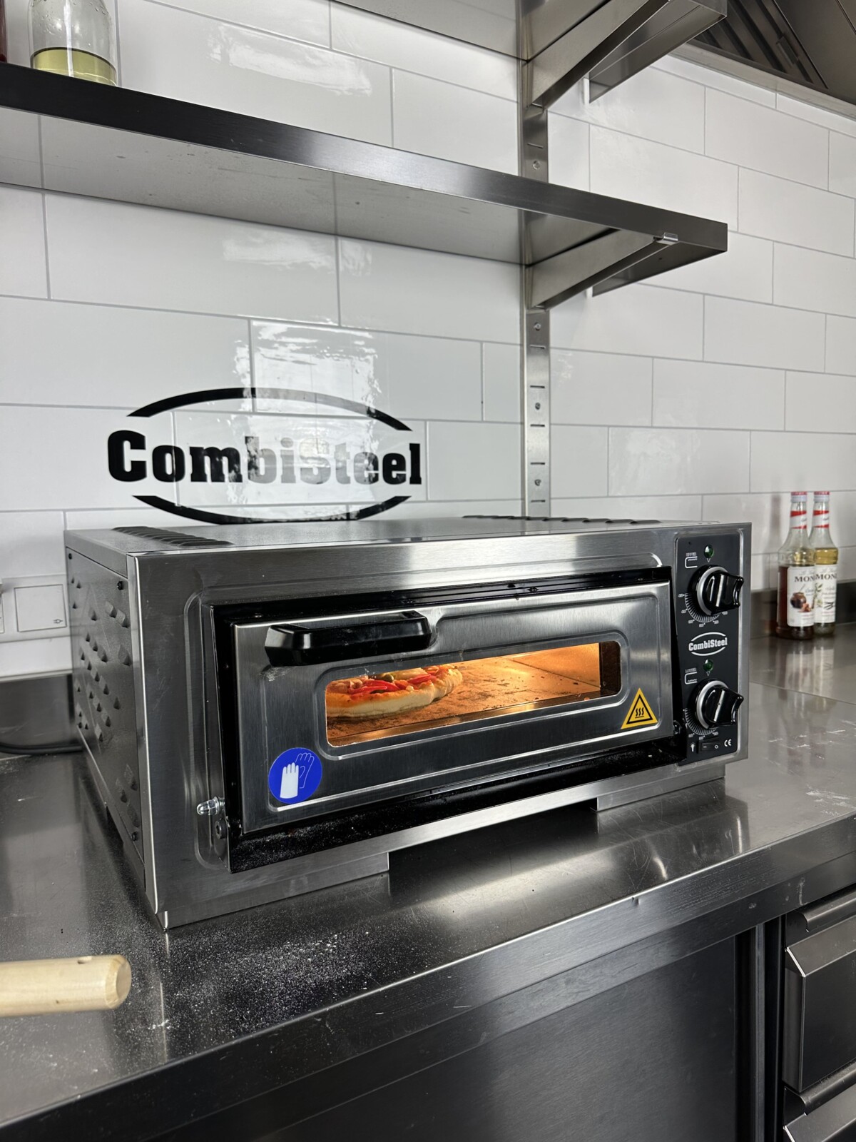 Combisteel Electric Pizza Oven Single 39cm, 3.5kW, Stainless Steel 3