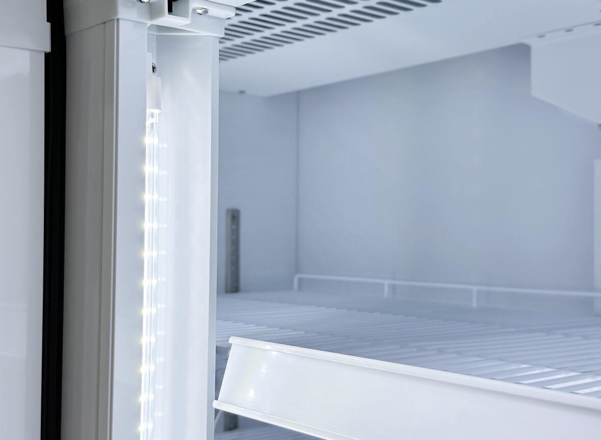 Combisteel Glass Door Refrigerator 2 Doors, 670L, FCU-750 5