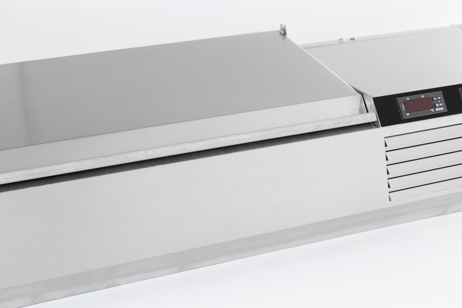 Combisteel Refrigerated Counter Top 1200mm, 4x 1/3 GN Static Cooling 4