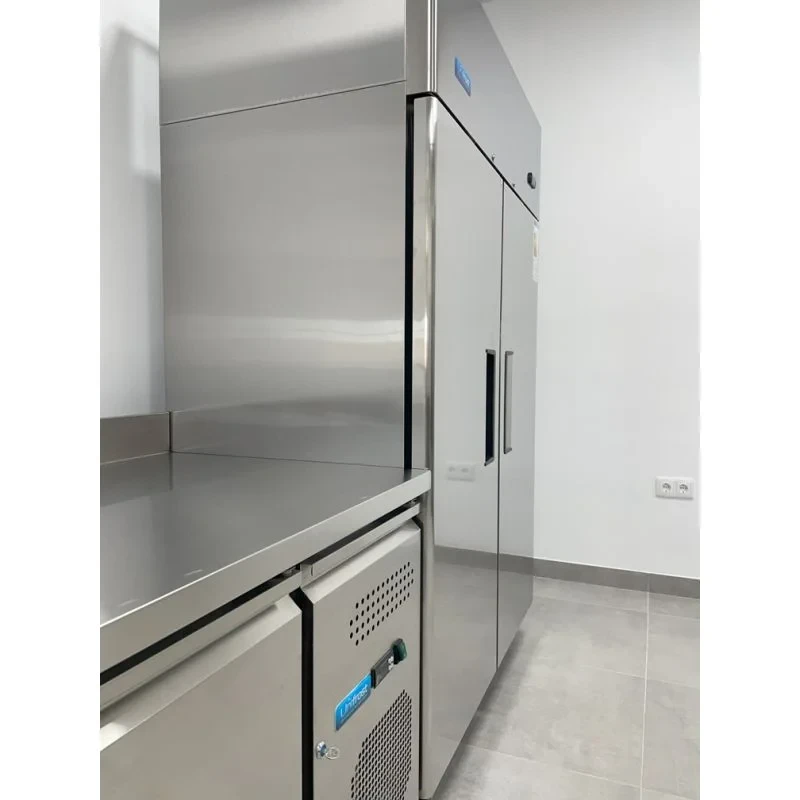 Unifrost F1000SV Double Door Freezer 900L -25°C Commercial 3